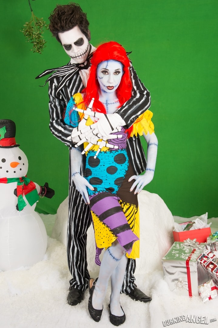 Joanna Angel - The Nightmare Before XXXmas | Picture (16)