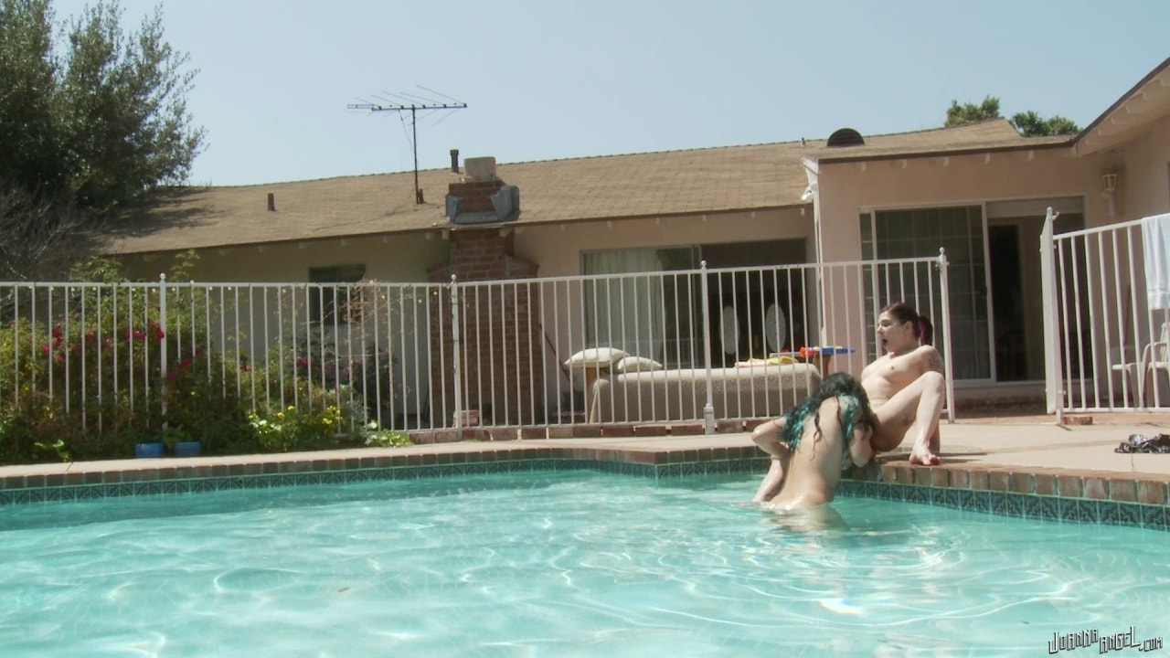 Poolside Pussy