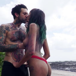 Fucking Young Whores On Vacation - Janice and Small Hands