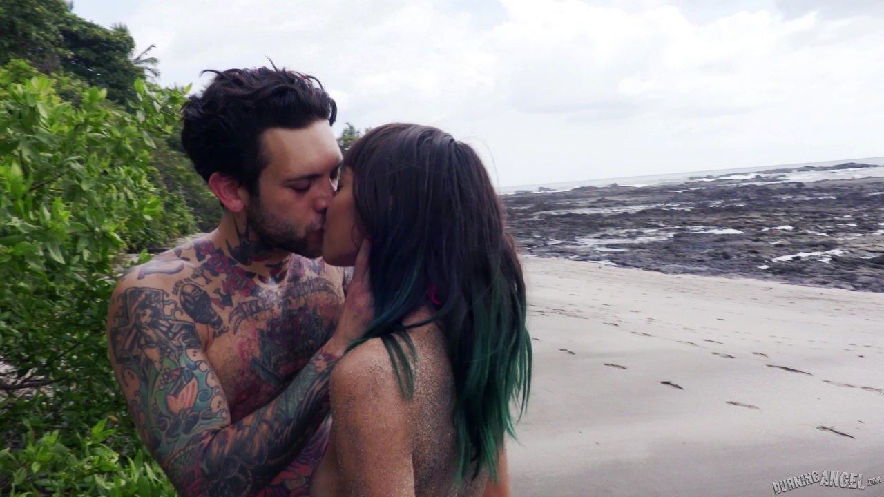 Fucking Young Whores On Vacation - Janice and Small Hands