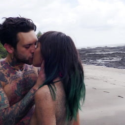 Fucking Young Whores On Vacation - Janice and Small Hands