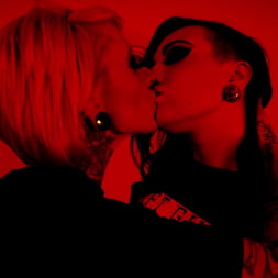 Gift Giver - Hell Hound
