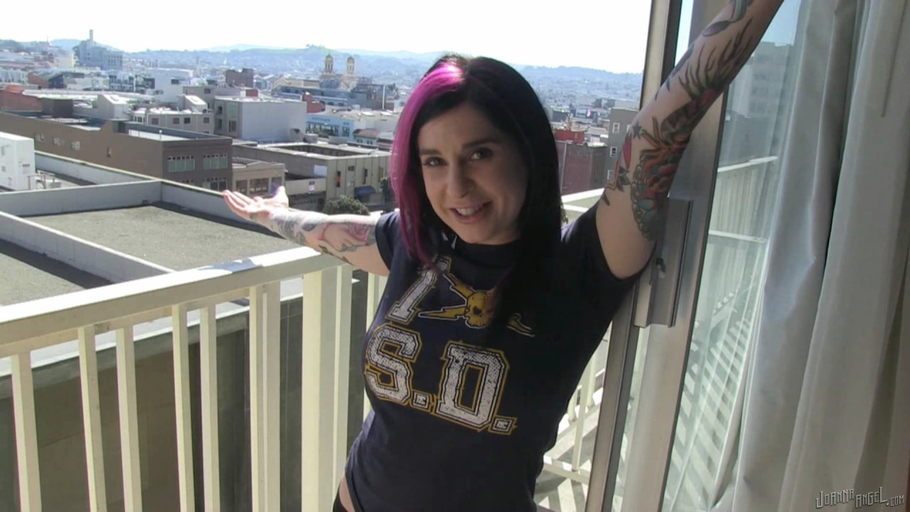 Balcony Solo!