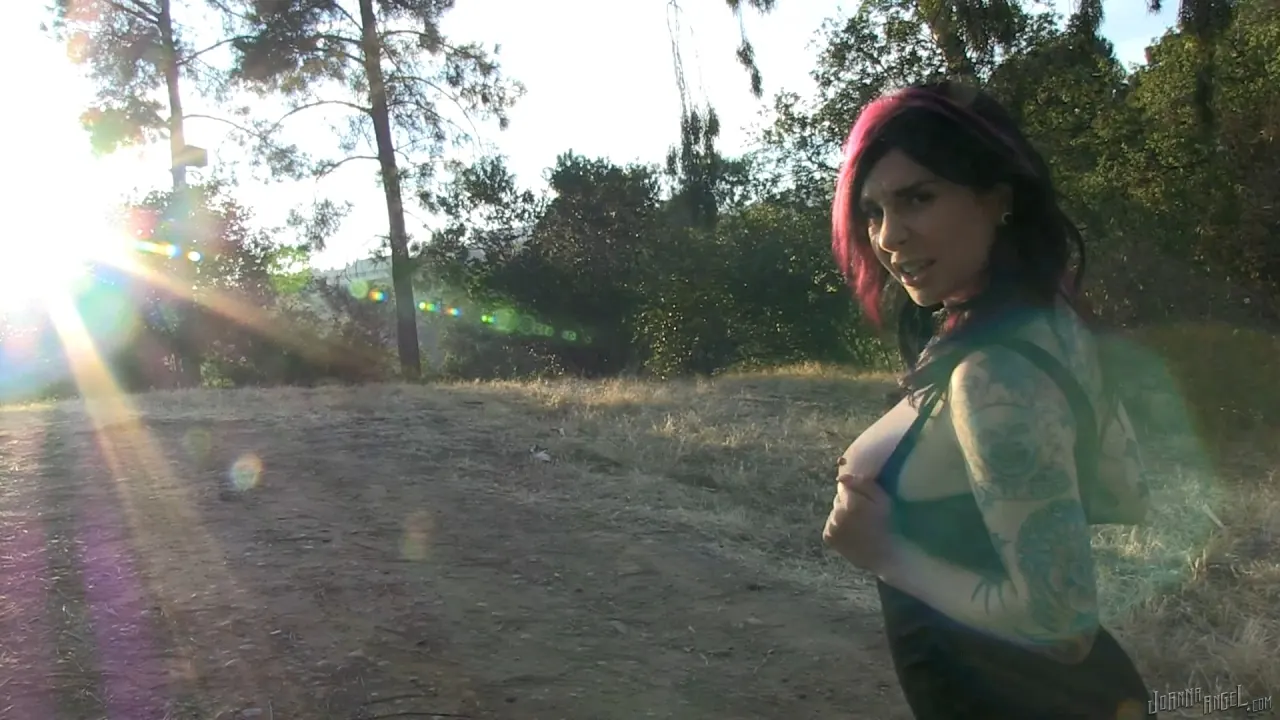 Joanna Angel - Scenic Hike! | Picture (6)