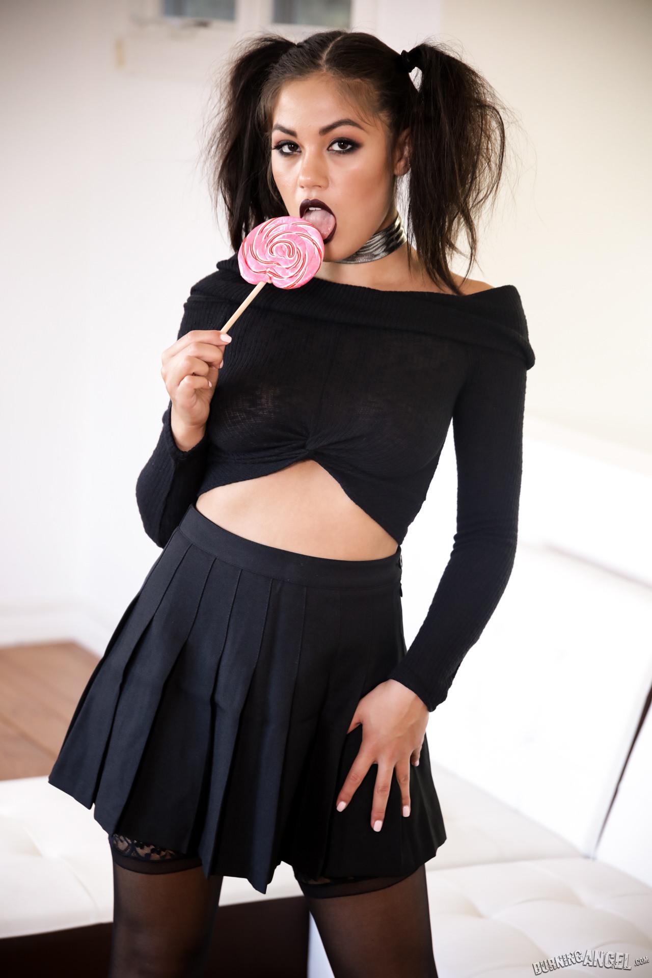 Bratty Teens: Kendra Spade