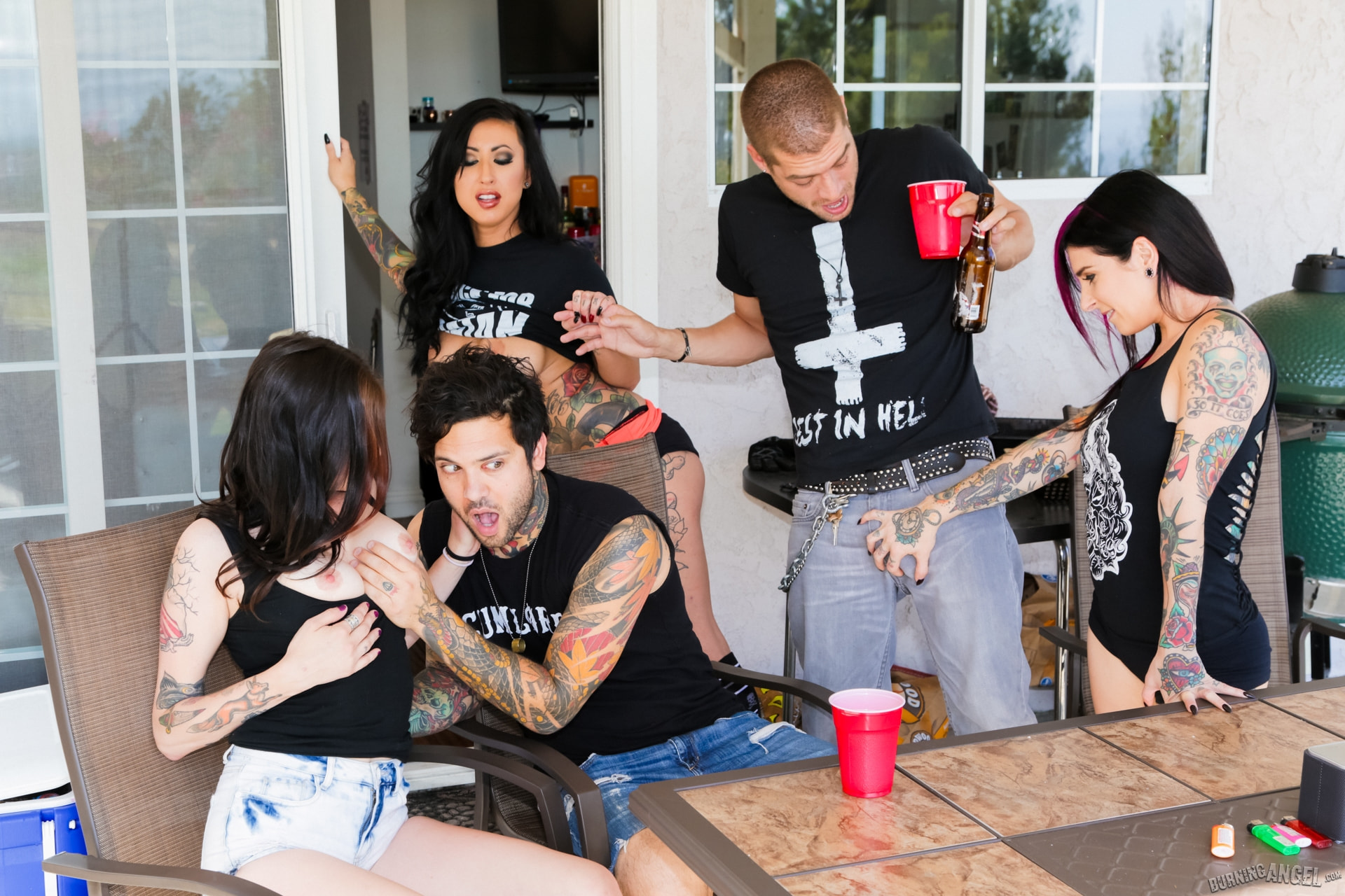 Between Scenes Hang Out Sex