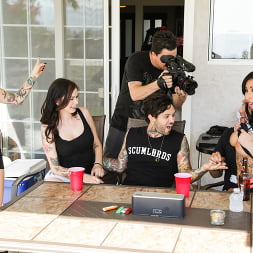 Between Scenes Hang Out Sex 2
