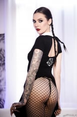 Marley Brinx - Very Adult Wednesday Addams | Picture (2)