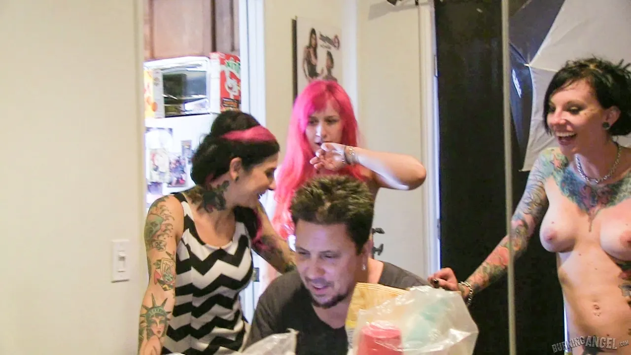 Proxy Paige - BTS Episode 68 | Picture (2)